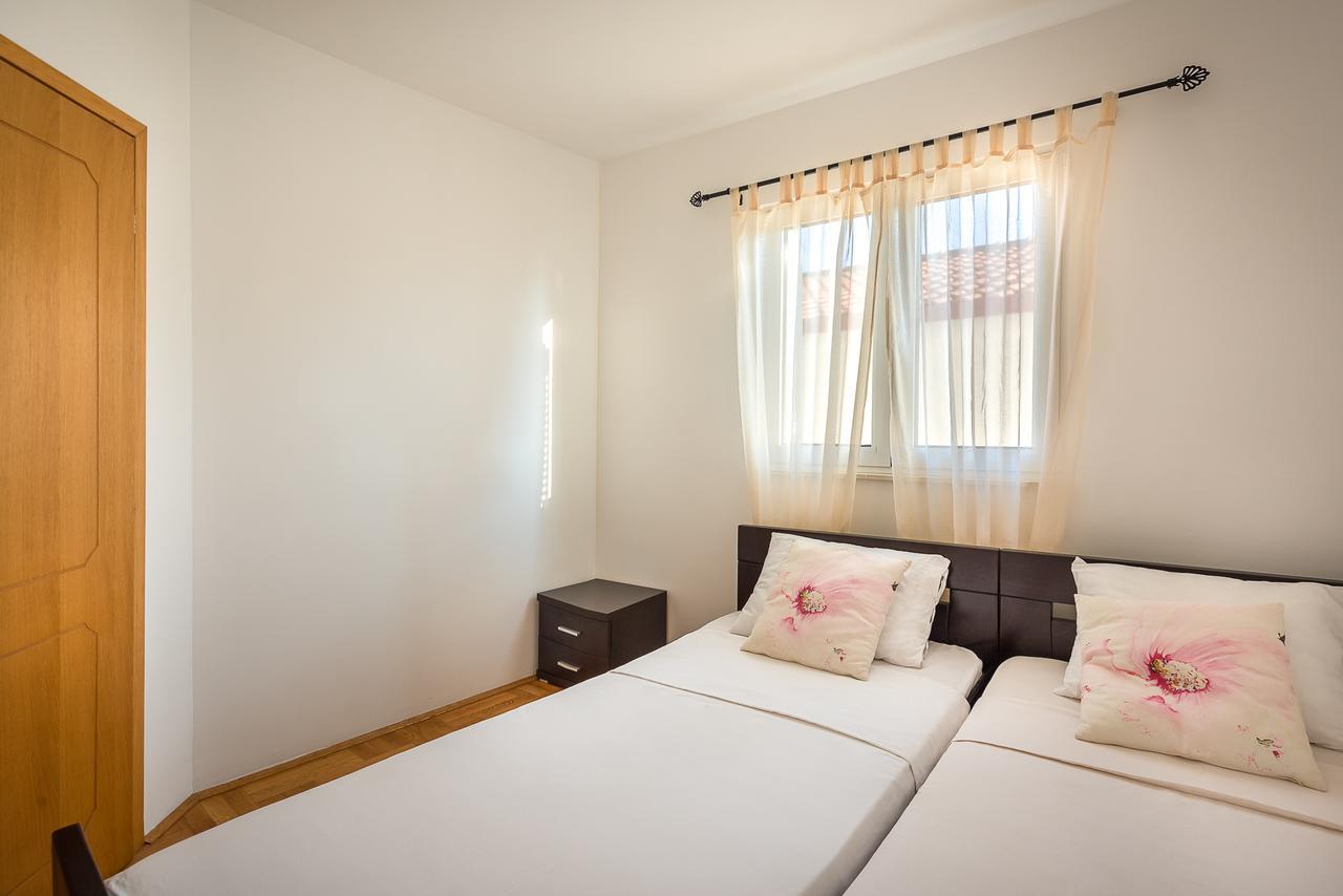 Apartments Mon Beach Budva Buitenkant foto